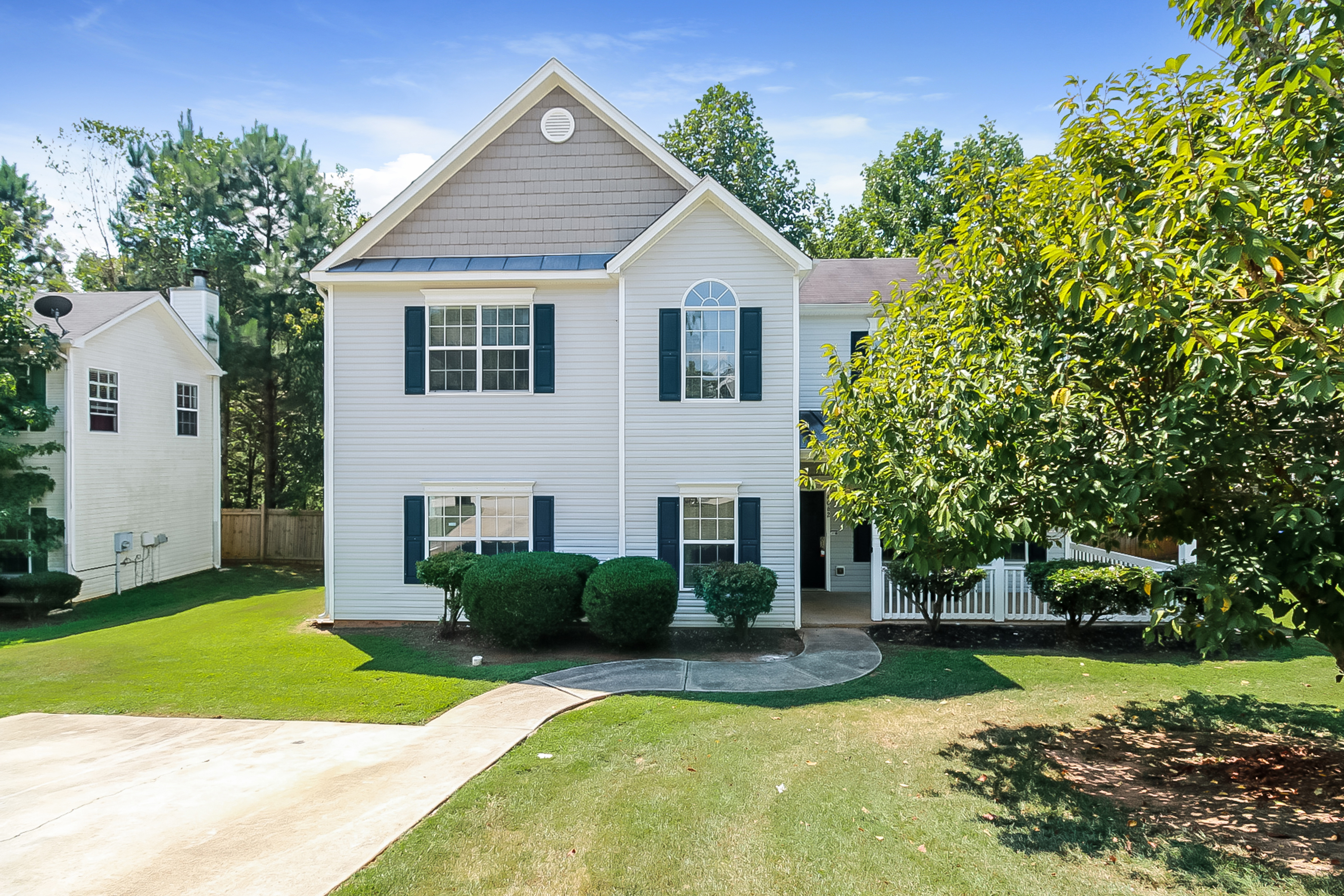 4062 Robin Circle Atlanta, GA 30349